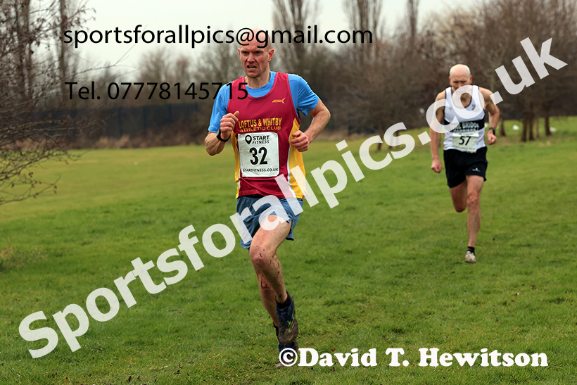 Mens 35s to 64s and, 2025 NEMAA Cross Country Champs., Acklam, Middlesbrough. Photo: David T. Hewitson/Sports for All Pics